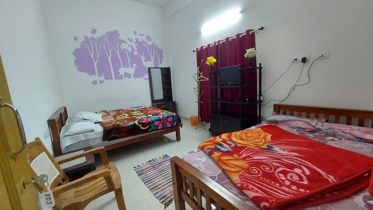 Greenpepperhomestay Munnar Anaviratty Εξωτερικό φωτογραφία
