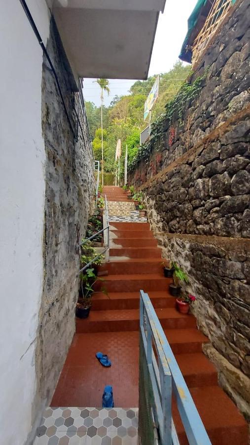 Greenpepperhomestay Munnar Anaviratty Εξωτερικό φωτογραφία