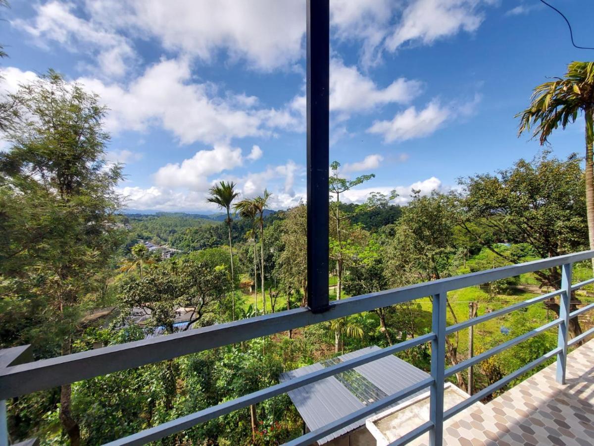 Greenpepperhomestay Munnar Anaviratty Εξωτερικό φωτογραφία